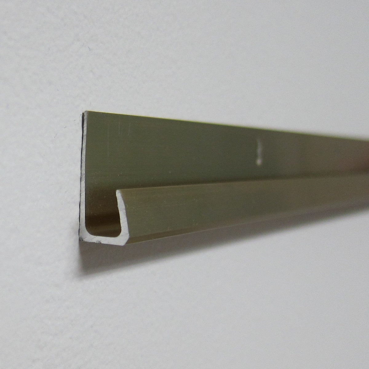 Gallery Wall Moulding 6 Foot J Channel - BGS-RAIL - Picture Hang Solutions