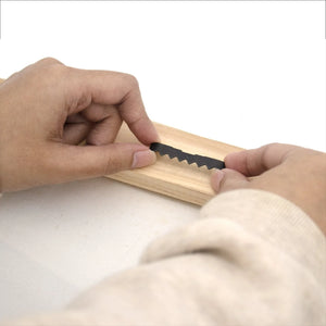 Large Sawtooth Nailess Black - S-HWR-3920X - Picture Hang Solutions