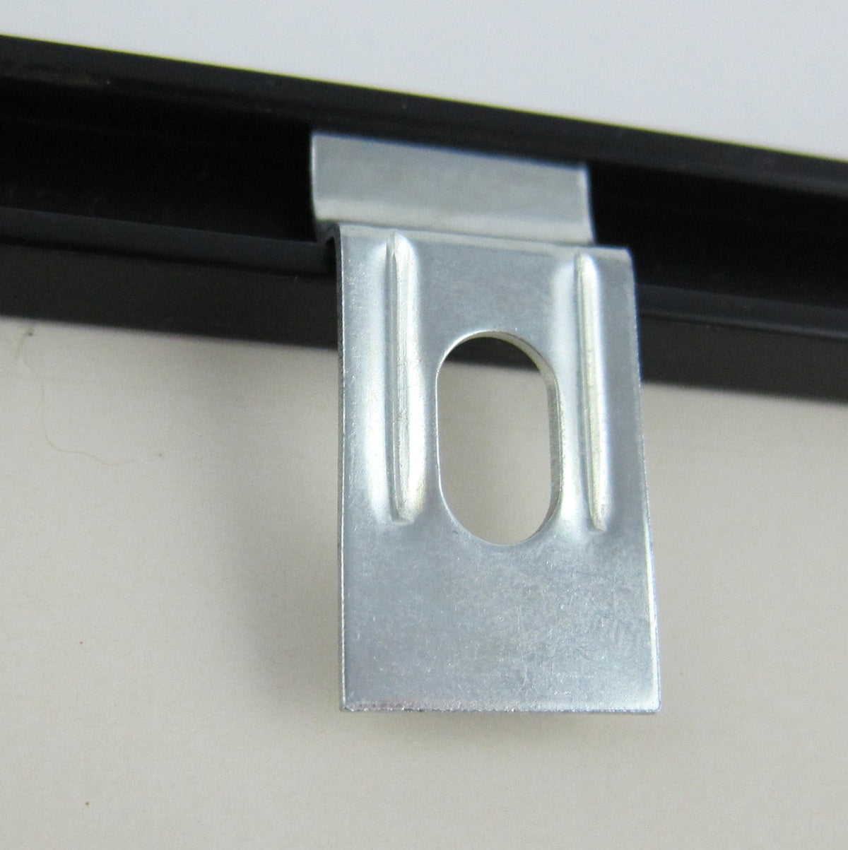 Security Kit Lock-In Metal Frame