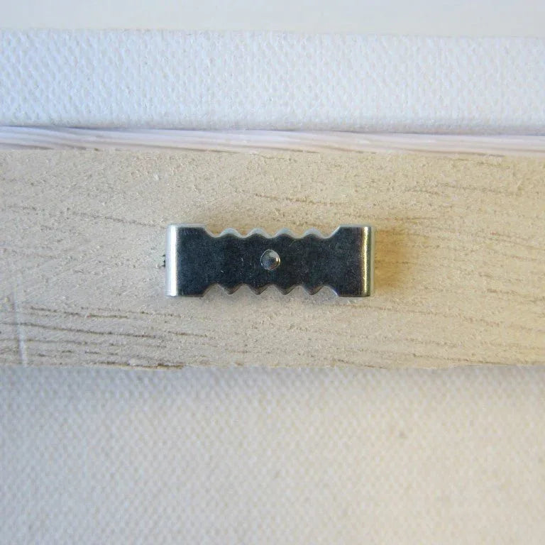 Small Sawtooth Nailess Silver - S-HWR-2919X - Picture Hang Solutions