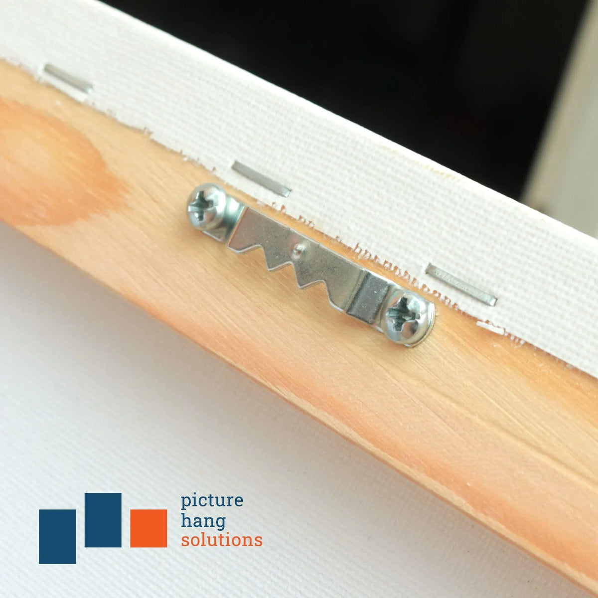 Small Sawtooth with Screws - S-HWR-2900X - Picture Hang Solutions